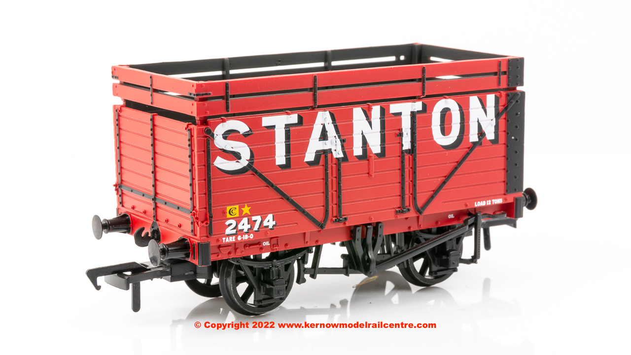 37-206B Bachmann 8 Plank Wagon Coke Rails 'Stanton' Red - Era 3.